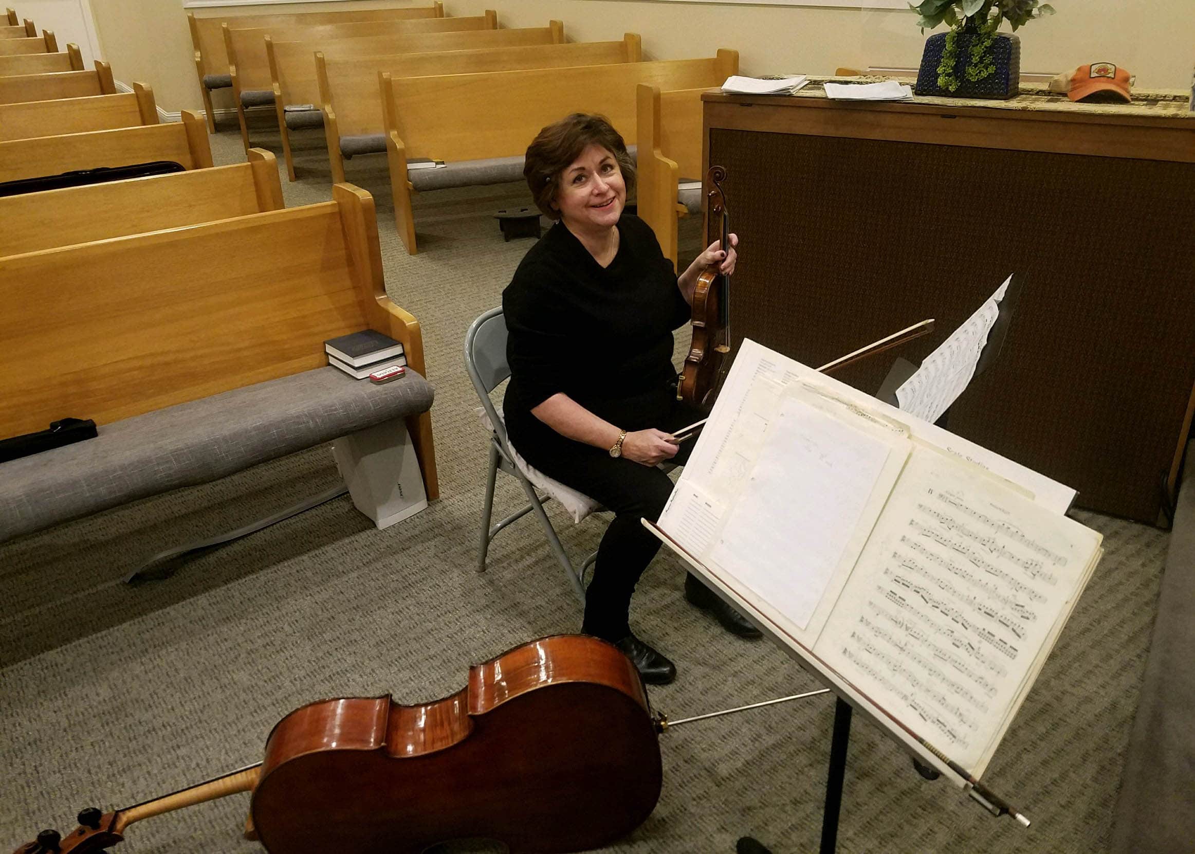 Penelope Linterman, violin